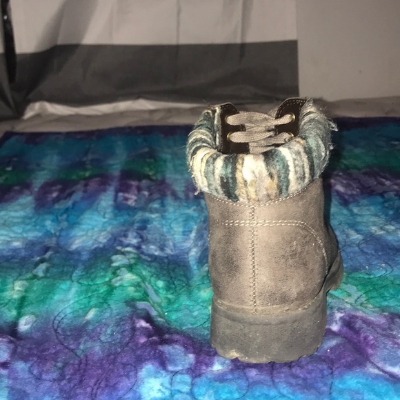 Boots - Picture 2 of 2